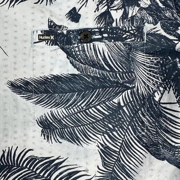 HURLEY Men's WHITE & BLUE Tropical Palms Short Sleeve Patio Shirt LARGE Hawaiian - Picture 6 of 11